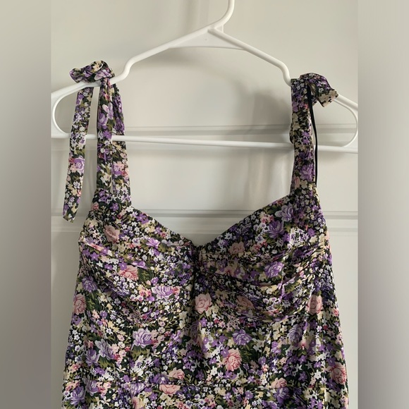 ASTR The Label MILKMAID TIE STRAP FLORAL MIDI DRESS Small - Picture 5 of 9